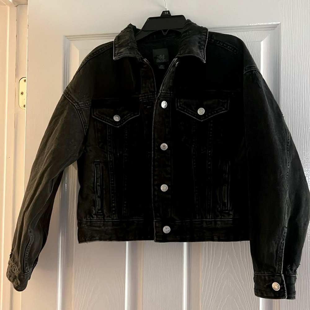 Denim jacket black